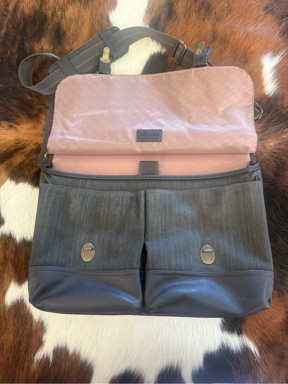 solo Brown Leather Messenger Bag with Adjustable Strap